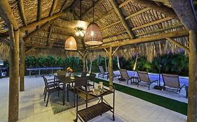 Hideaway Palms